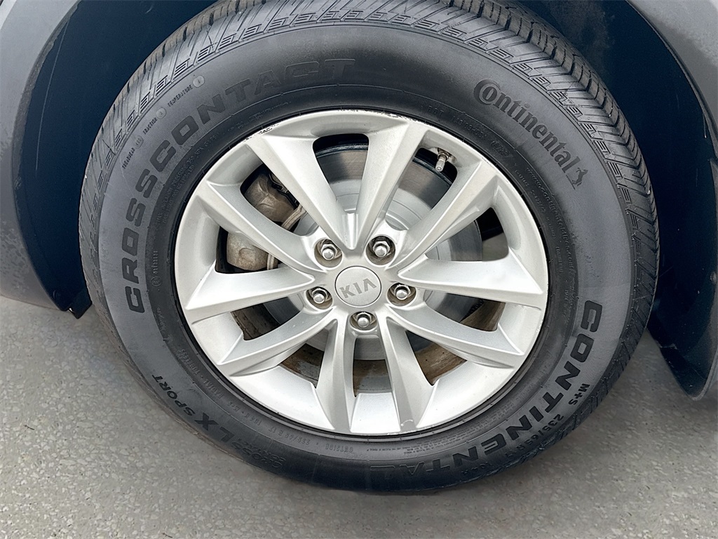 Vehicle image 26 of 27