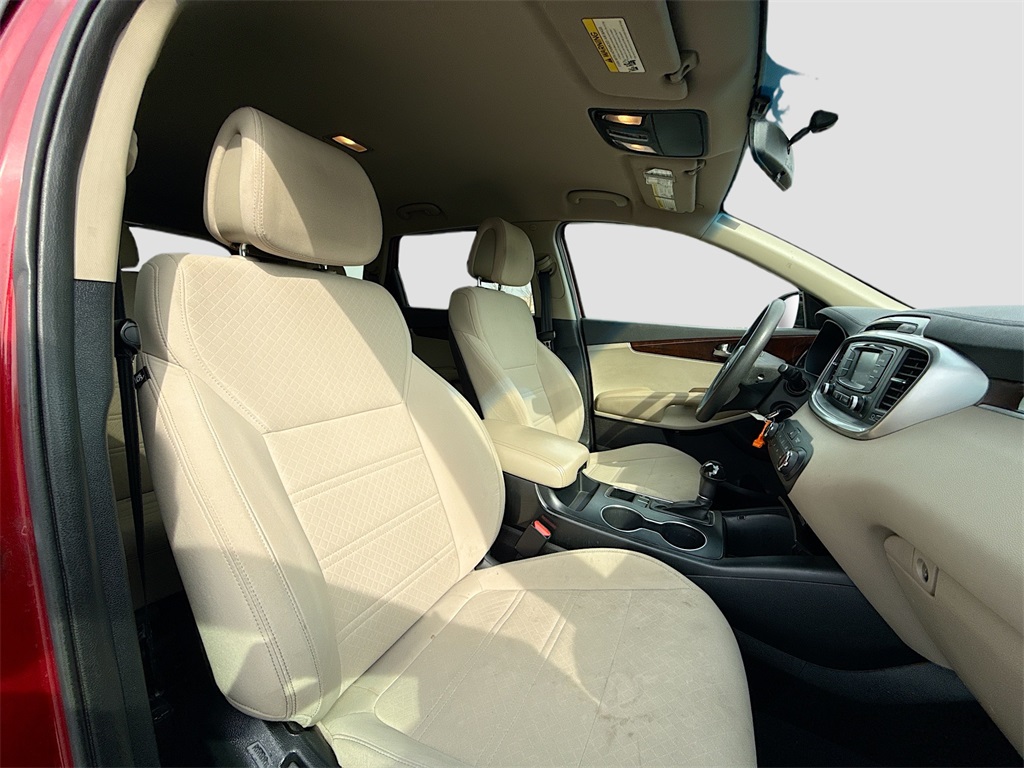 Vehicle image 24 of 27