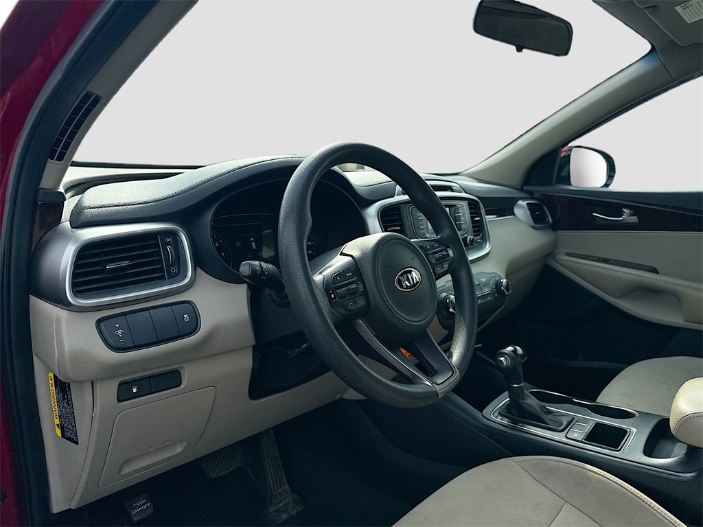Vehicle image 9 of 27