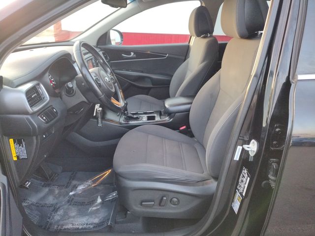 Vehicle image 10 of 37