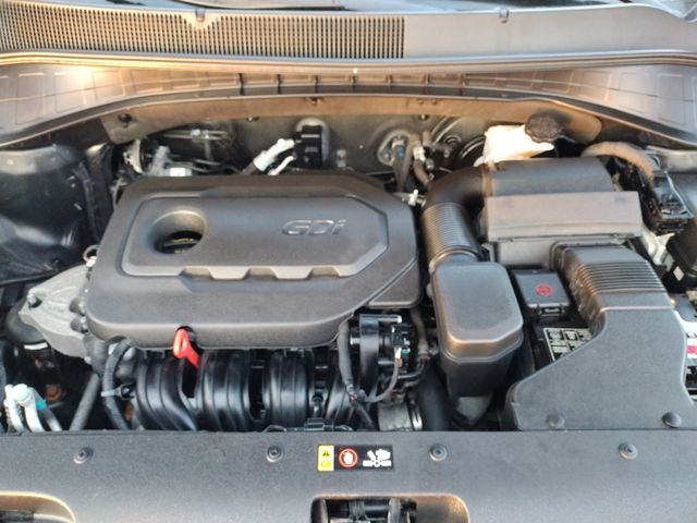 Vehicle image 22 of 37