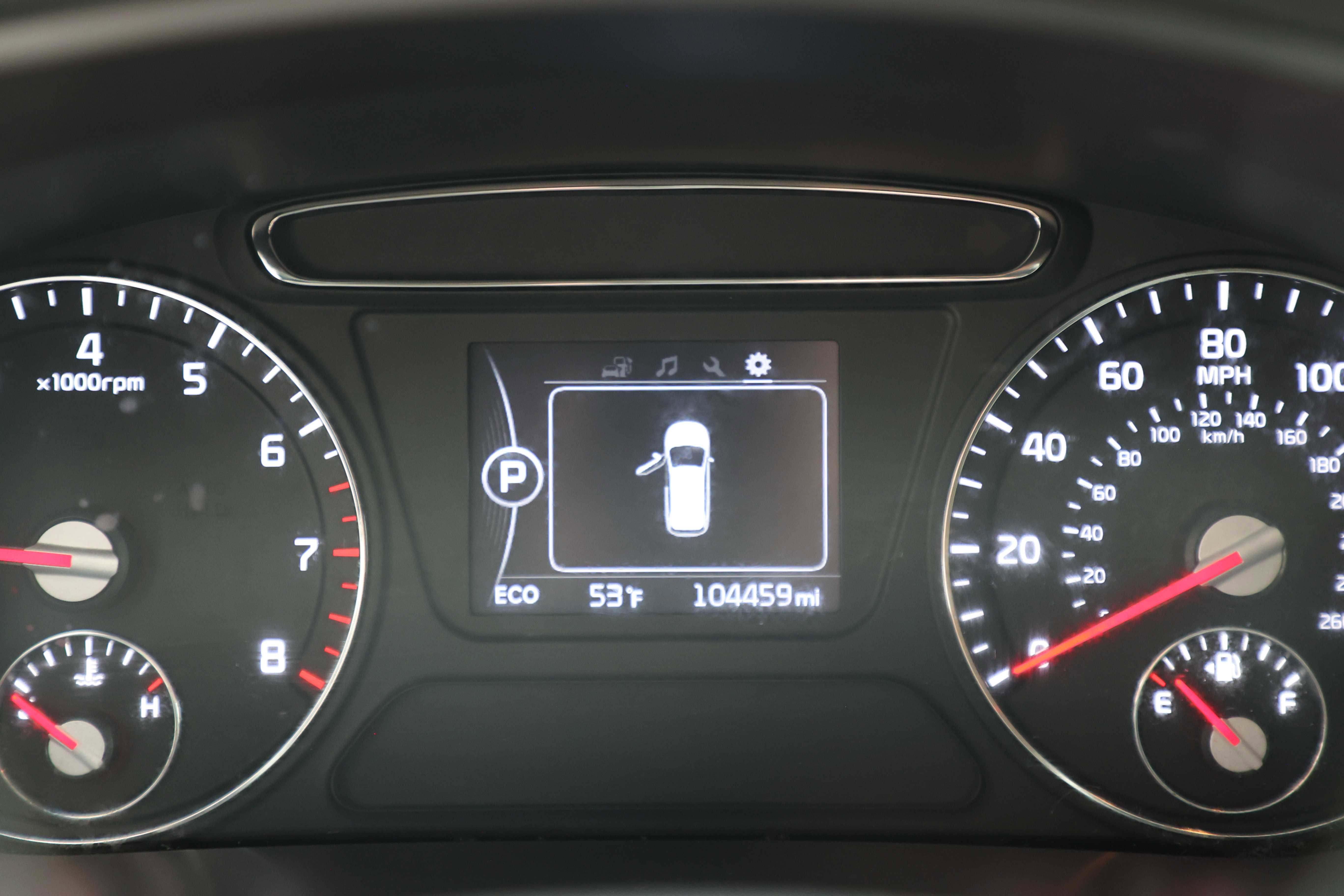 Vehicle image 11 of 15