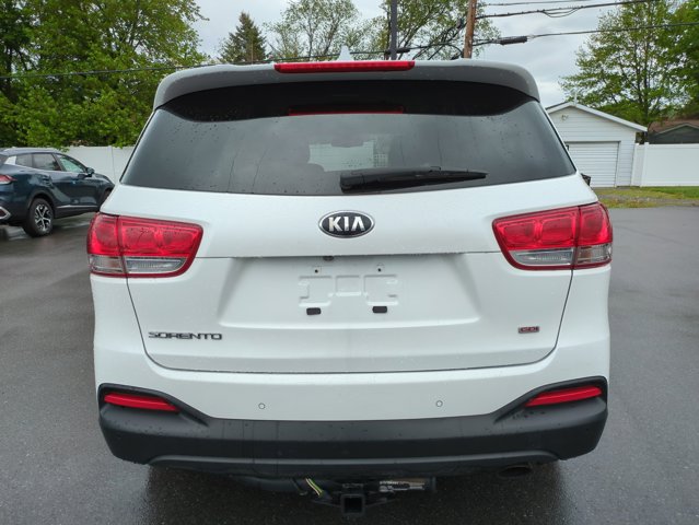 Vehicle image 4 of 26