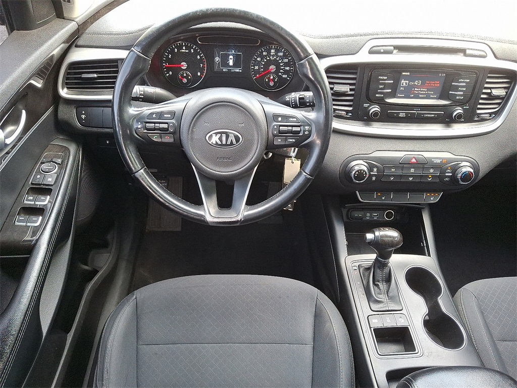 Vehicle image 11 of 31