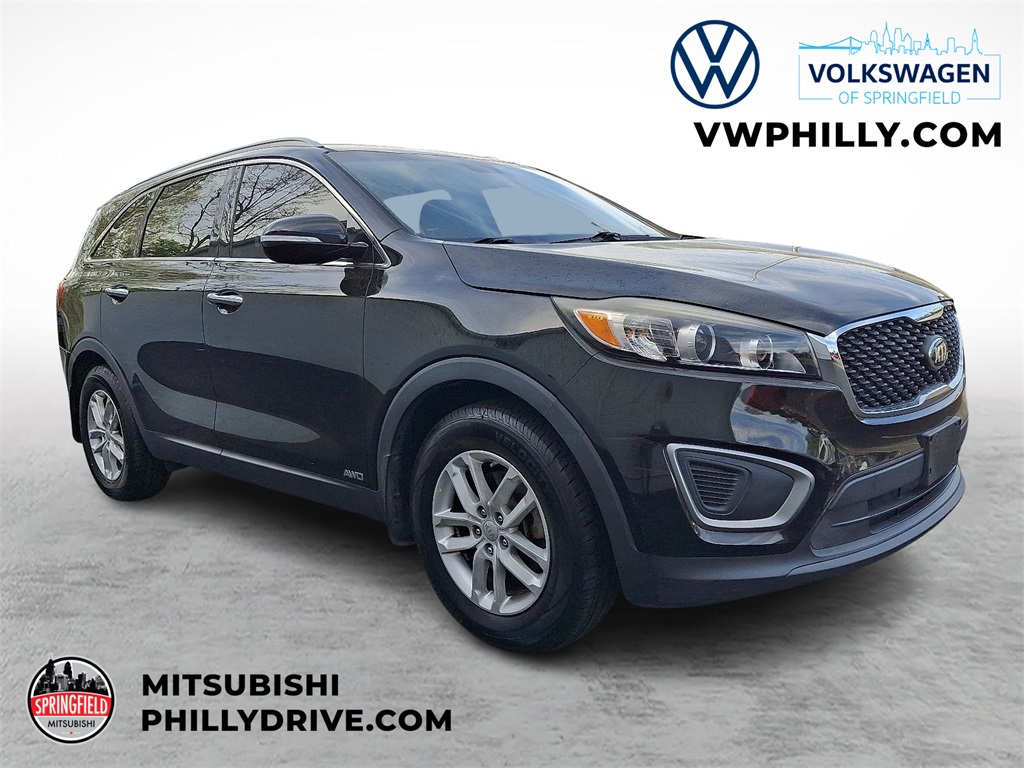 Vehicle image 4 of 31