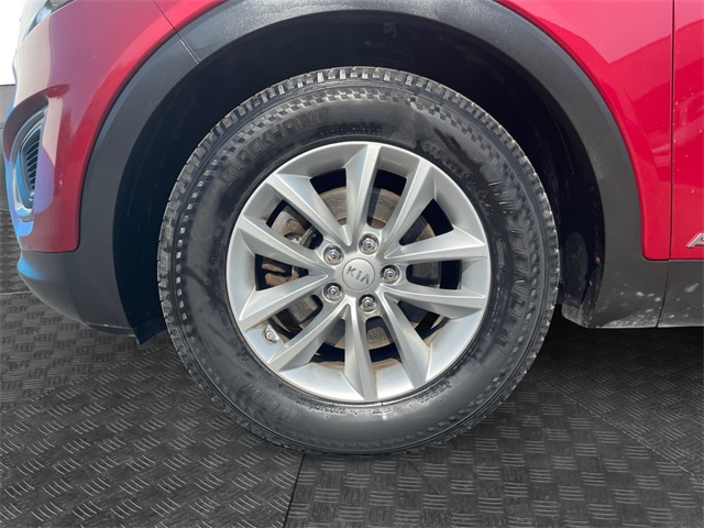 Vehicle image 9 of 15