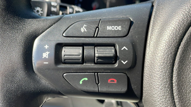 Vehicle image 22 of 35