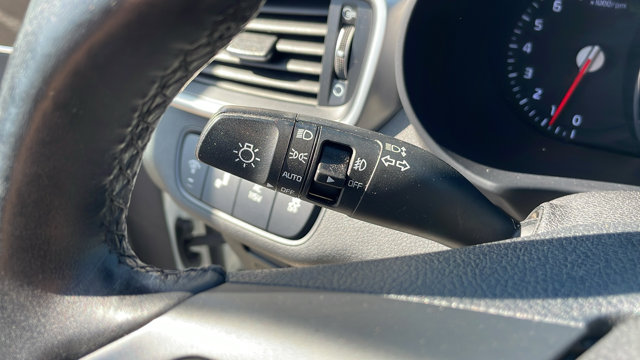 Vehicle image 24 of 35