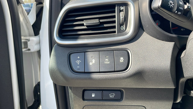Vehicle image 26 of 35