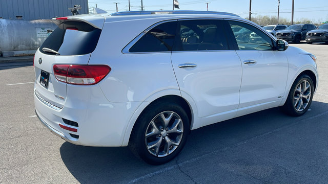 Vehicle image 3 of 35