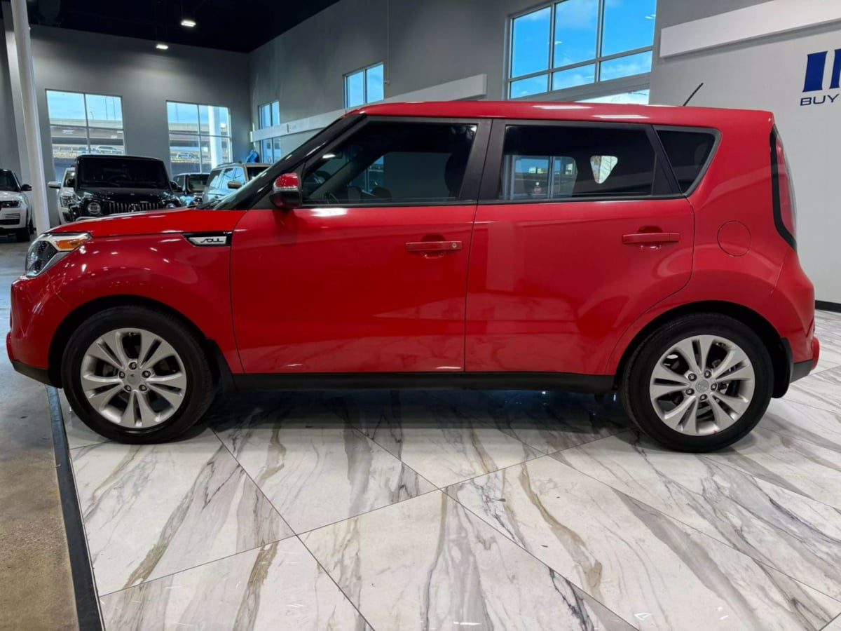 Vehicle image 2 of 31