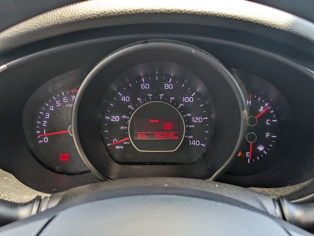 Vehicle image 18 of 29