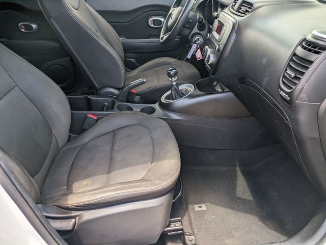 Vehicle image 26 of 29
