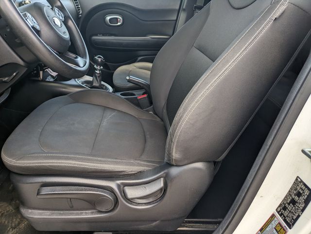 Vehicle image 12 of 29
