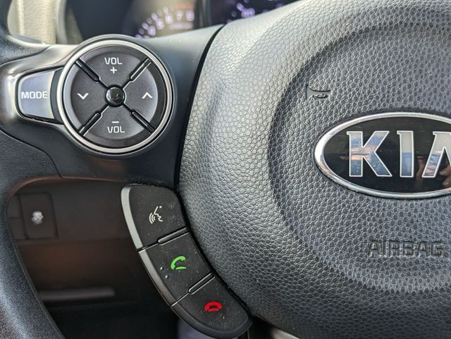 Vehicle image 16 of 29