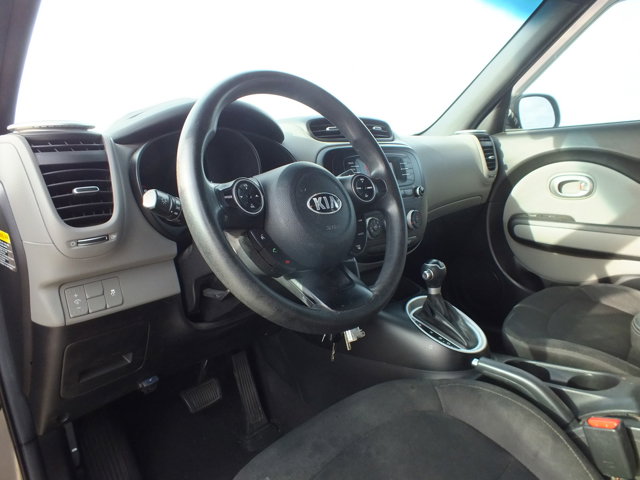 Vehicle image 9 of 20