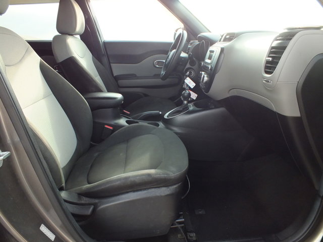 Vehicle image 19 of 20