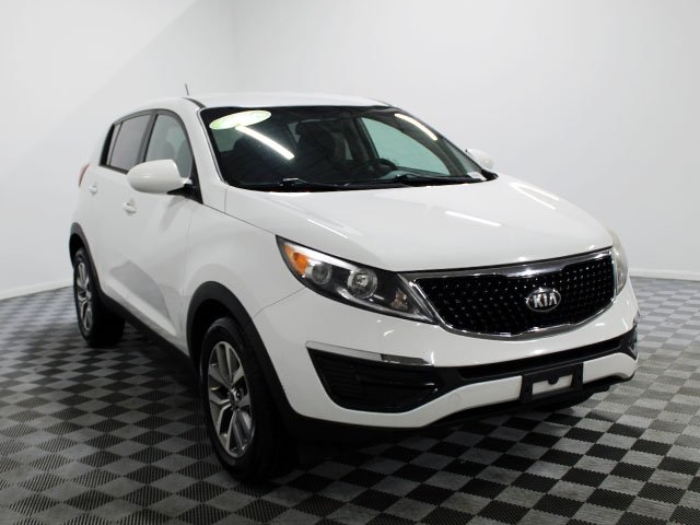 Vehicle image 6 of 17