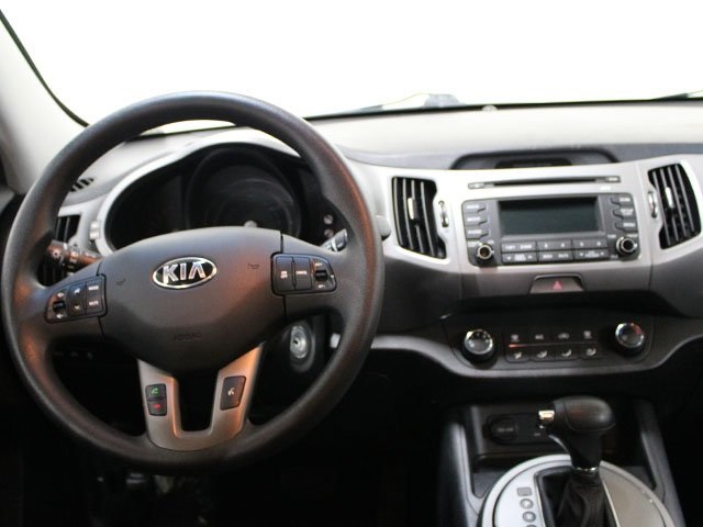 Vehicle image 12 of 17