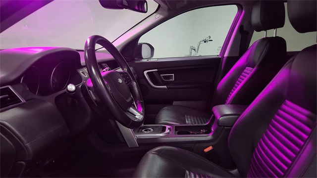 2016 Land Rover Discovery Sport HSE LUX Image 18 of 26