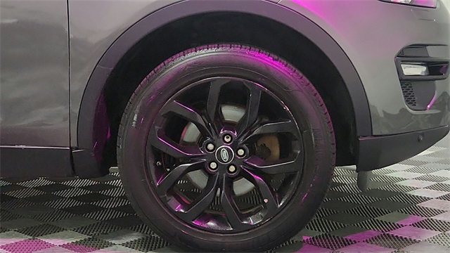 2016 Land Rover Discovery Sport HSE LUX Image 11 of 26