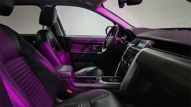 2016 Land Rover Discovery Sport HSE LUX Image 17 of 26