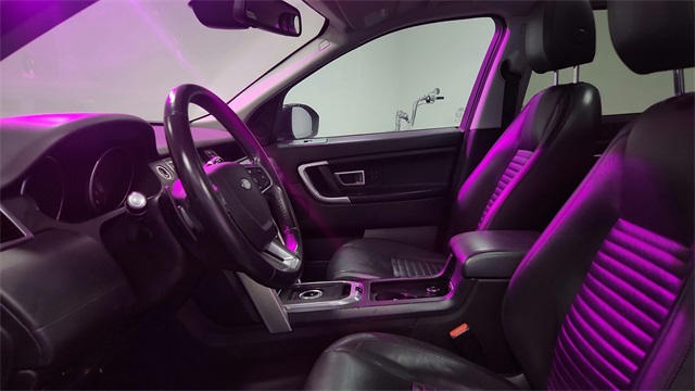 2016 Land Rover Discovery Sport HSE LUX Image 16 of 26