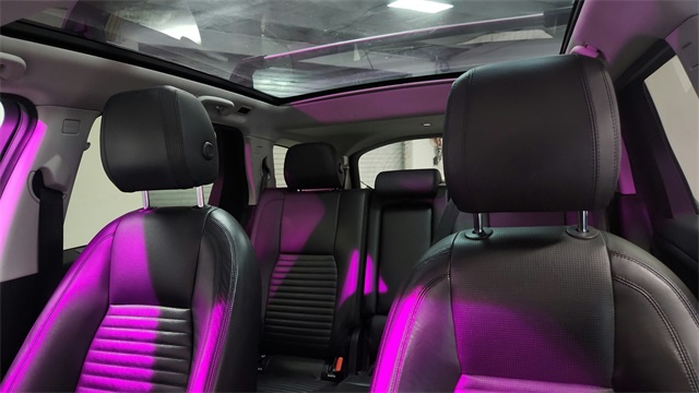 2016 Land Rover Discovery Sport HSE LUX Image 14 of 26