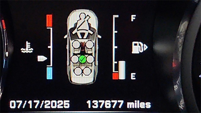 2016 Land Rover Discovery Sport HSE LUX Image 25 of 26