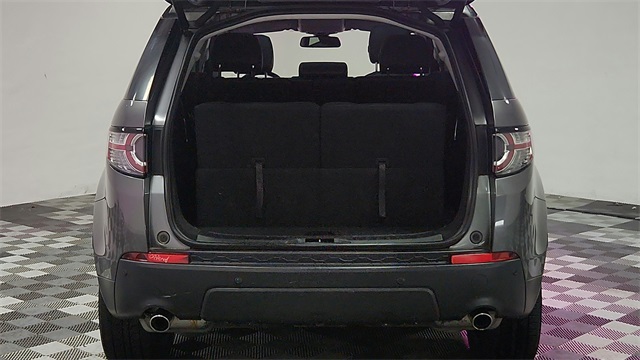 2016 Land Rover Discovery Sport HSE LUX Image 12 of 26