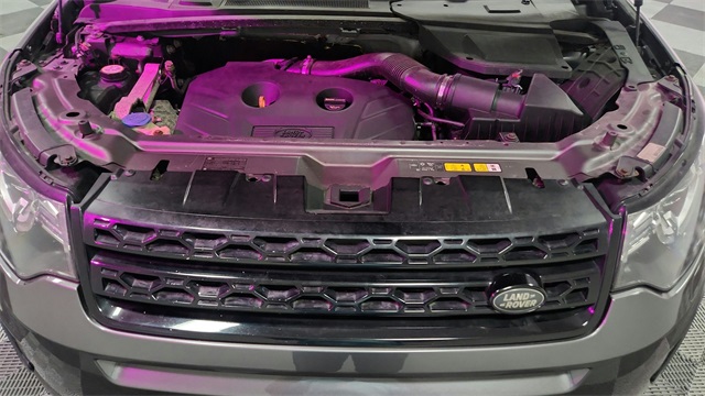 2016 Land Rover Discovery Sport HSE LUX Image 10 of 26