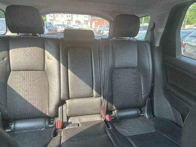 Vehicle image 11 of 23