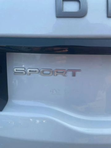 Vehicle image 17 of 23