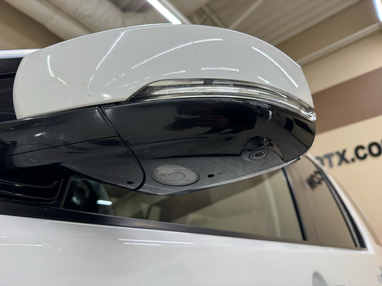 Vehicle image 12 of 43