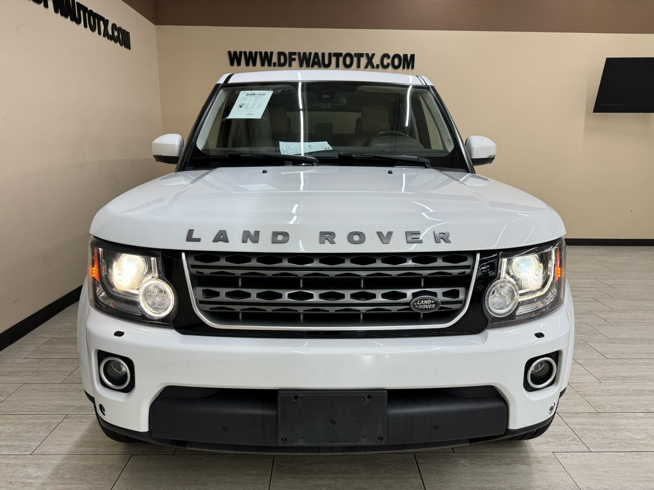 Vehicle image 5 of 43