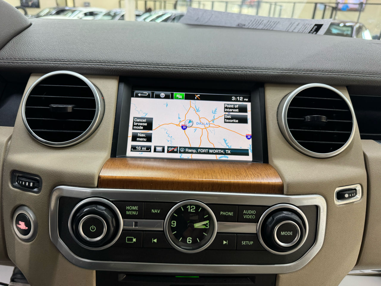 Vehicle image 27 of 43