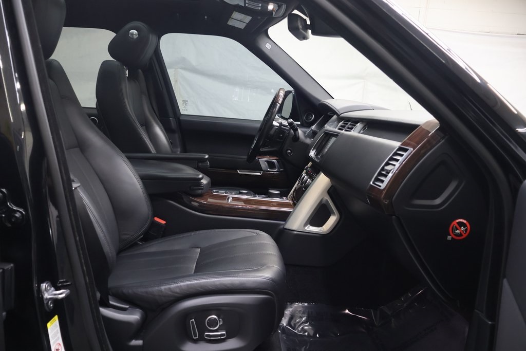 Vehicle image 19 of 54