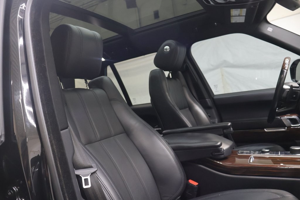 Vehicle image 18 of 54