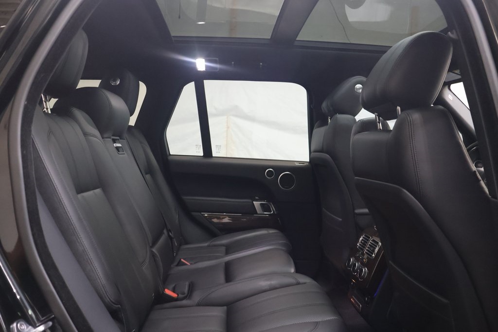 Vehicle image 17 of 54