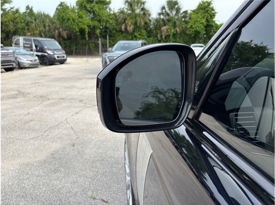 Vehicle image 16 of 53