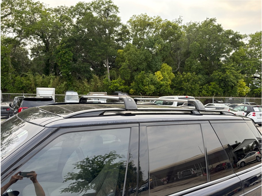 Vehicle image 4 of 53