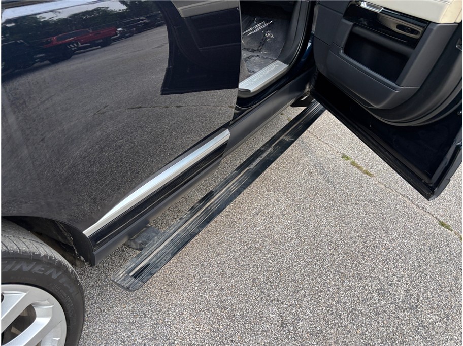 Vehicle image 12 of 53