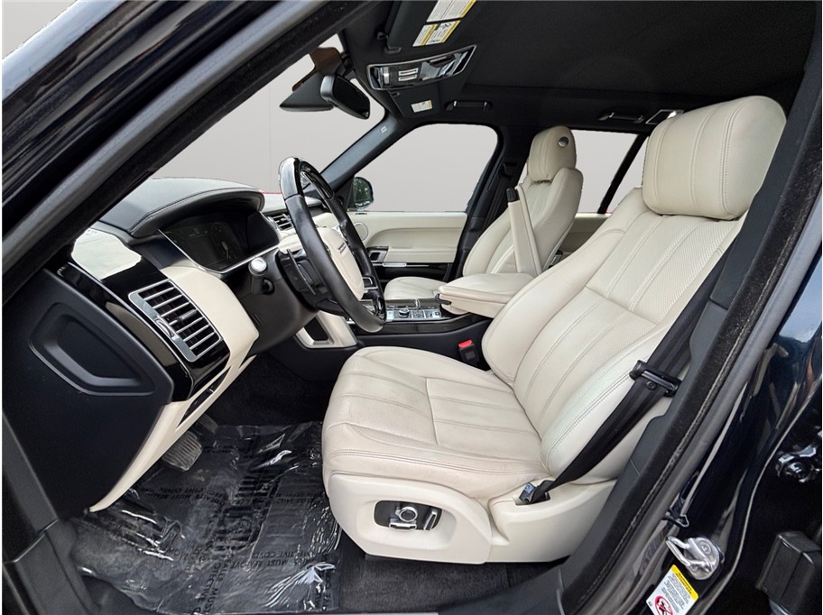 Vehicle image 7 of 53