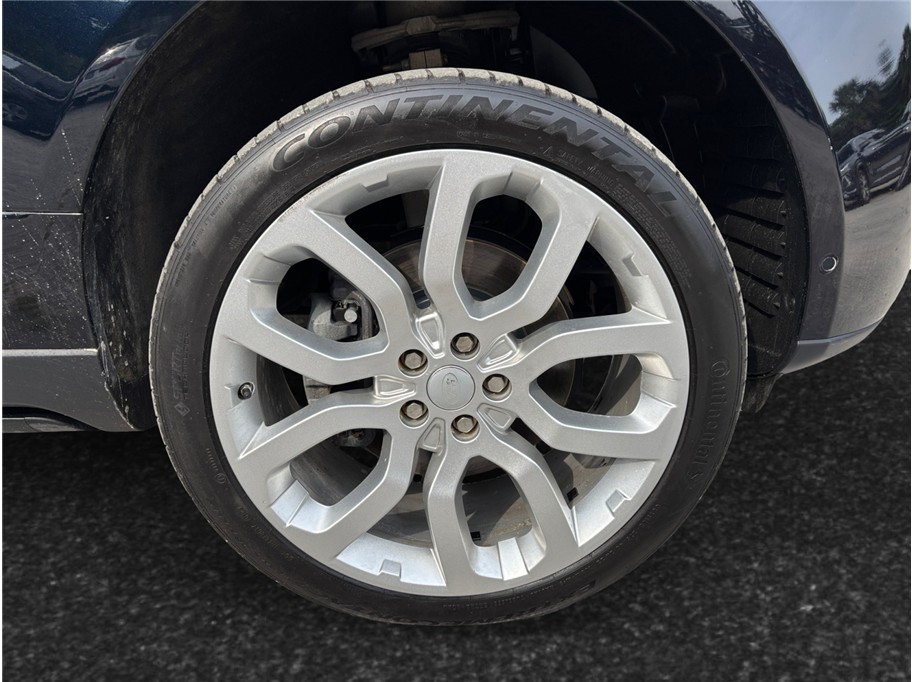 Vehicle image 10 of 53
