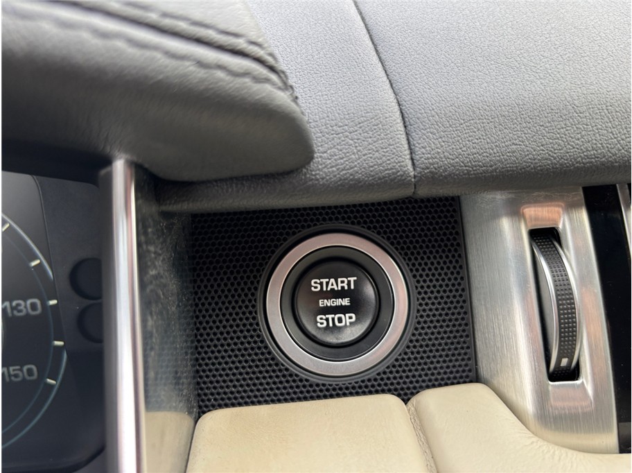 Vehicle image 28 of 53