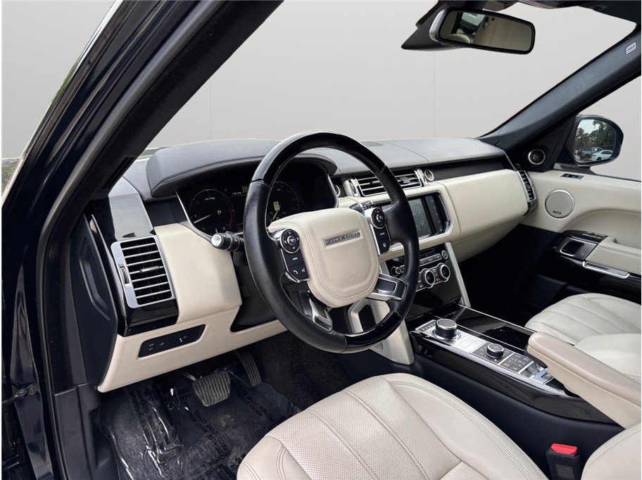 Vehicle image 8 of 53