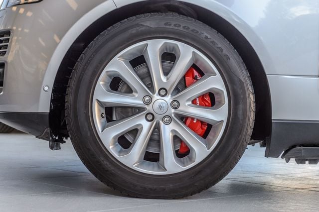 Vehicle image 16 of 58