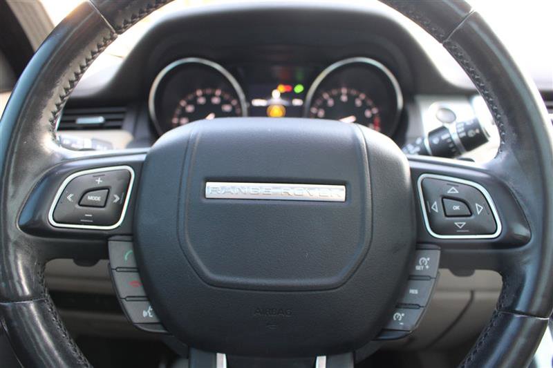 Vehicle image 17 of 22
