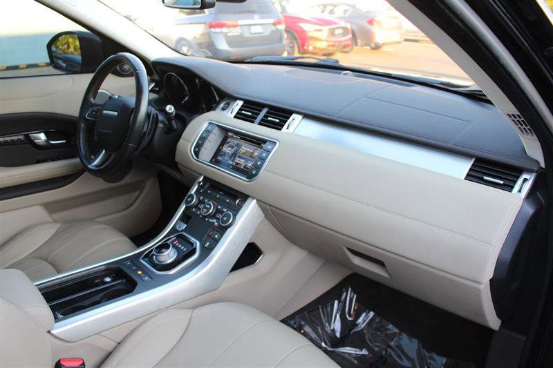 Vehicle image 12 of 22