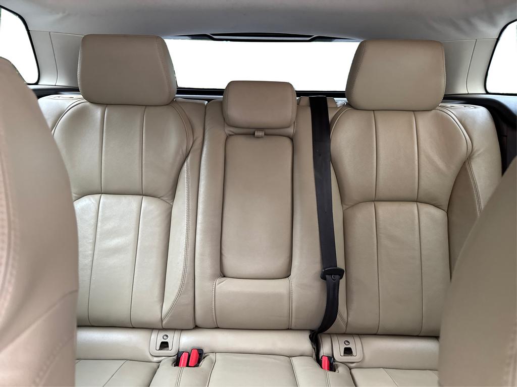 2016 Land Rover Range Rover Evoque SE Premium Image 10 of 45